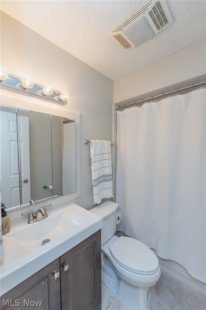 22504 Center Ridge Road, Unit C Rocky River, OH 44116 - Photo 21 of 48 Gallery Image 21
