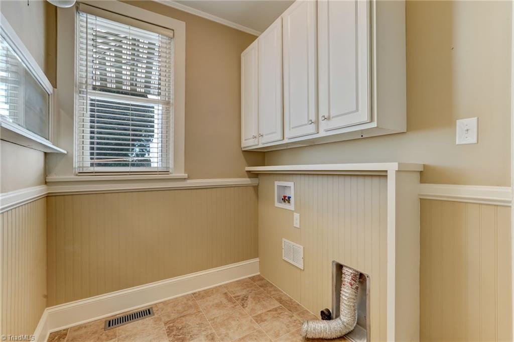 521 Patrick Street Eden, NC 27288 - Photo 22 of 50 Laundry room downstairs off den and bathroom