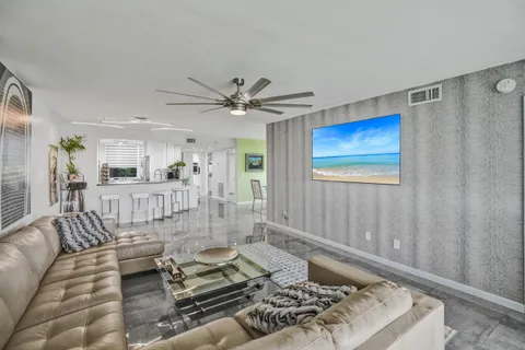 $318,900 | 2603 Northwest 103rd Avenue, Unit 401, Sunrise, FL 33322