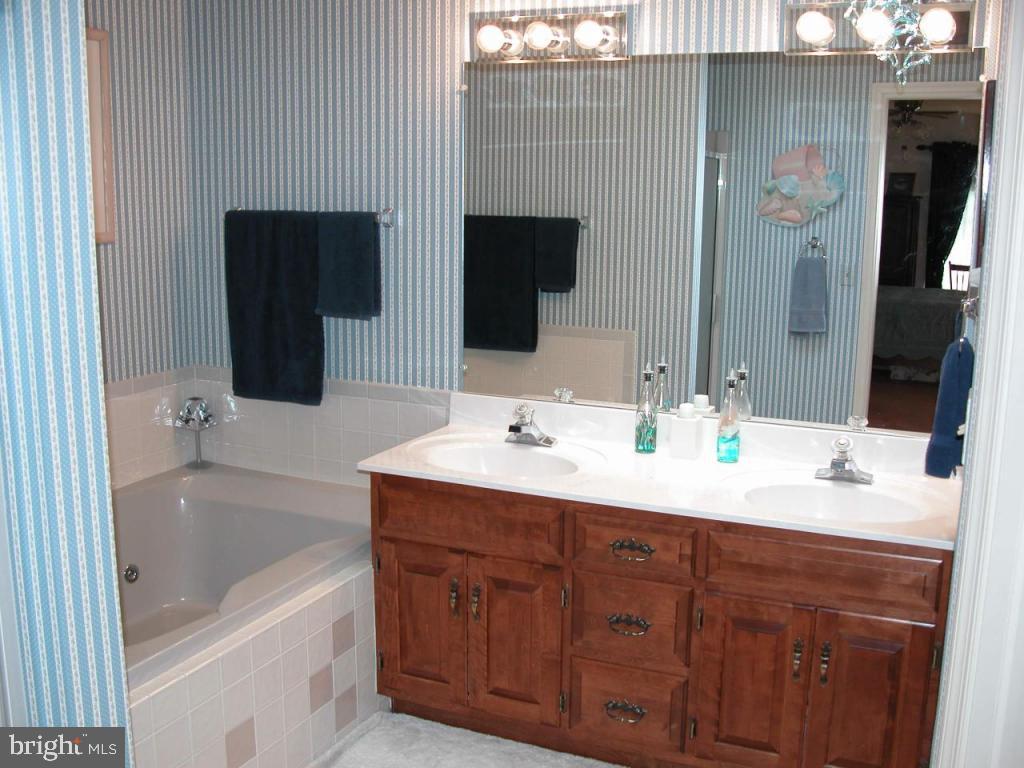 13 Ream Road, Unit 2 Stevens, PA 17578 - Photo 27 of 36 Gallery Image 27