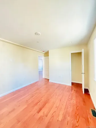 $3,250 | 139-22 Lakewood Avenue, Unit 1F | Jamaica