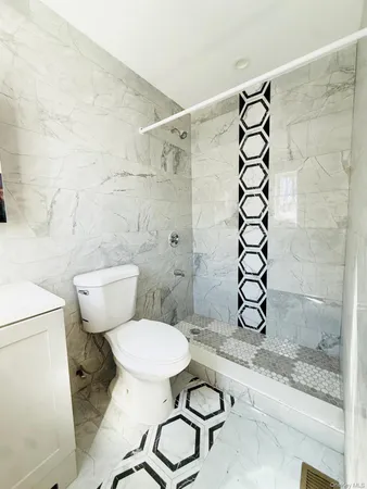 $3,250 | 139-22 Lakewood Avenue, Unit 1F | Jamaica