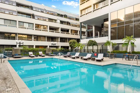 $849,000 | 880 West 1st Street, Unit 302, Los Angeles, CA 90012