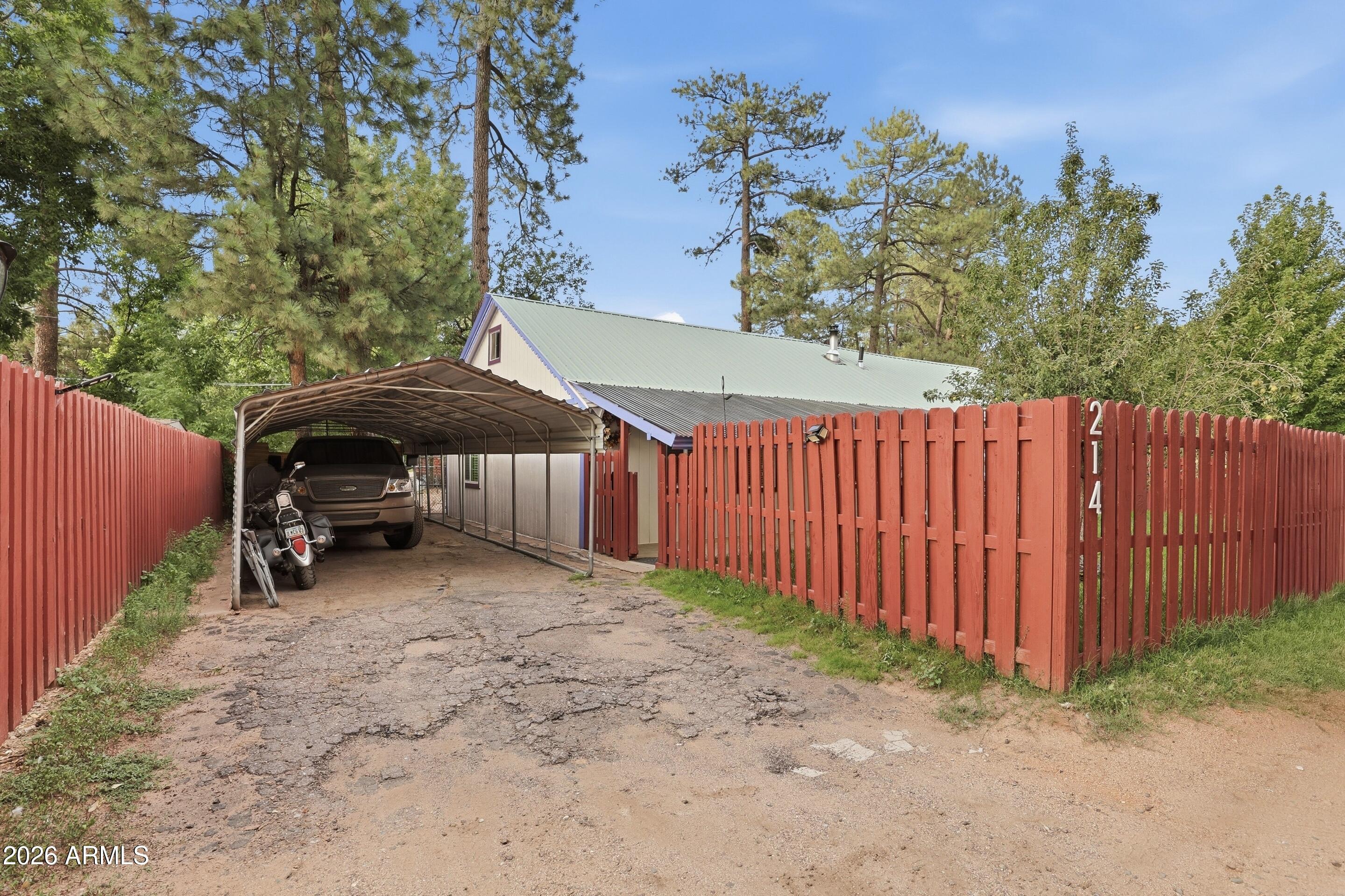 214 Thompson Road Payson, AZ 85541 - Photo 27 of 46 Front of Carport
