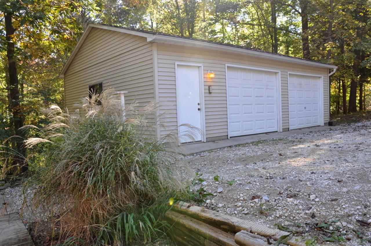3902 East Stipp Road Bloomington, IN 47401 - Photo 3 of 28