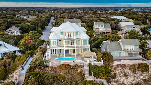$4,390,000 | 7127 Ocean Drive, Emerald Isle, NC 28594