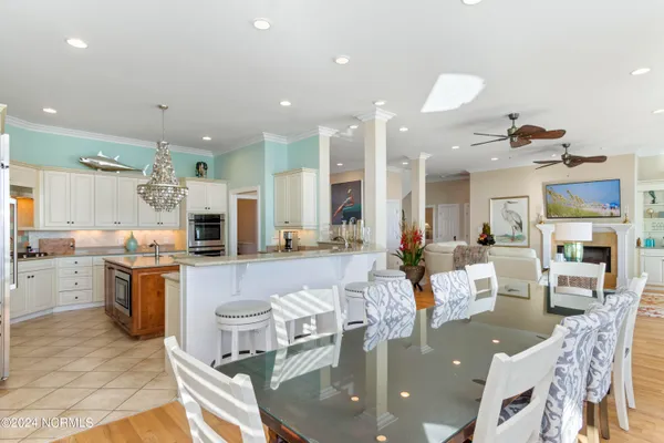 $4,390,000 | 7127 Ocean Drive, Emerald Isle, NC 28594