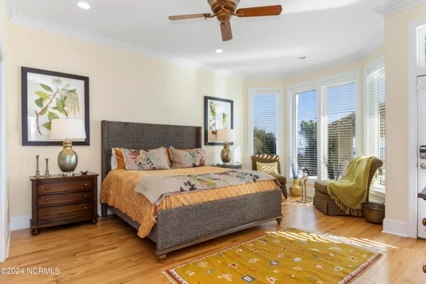$4,390,000 | 7127 Ocean Drive, Emerald Isle, NC 28594
