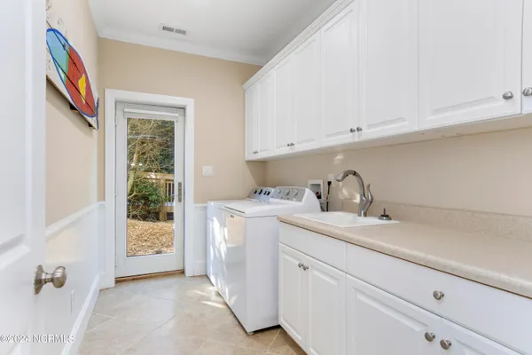 $4,390,000 | 7127 Ocean Drive, Emerald Isle, NC 28594