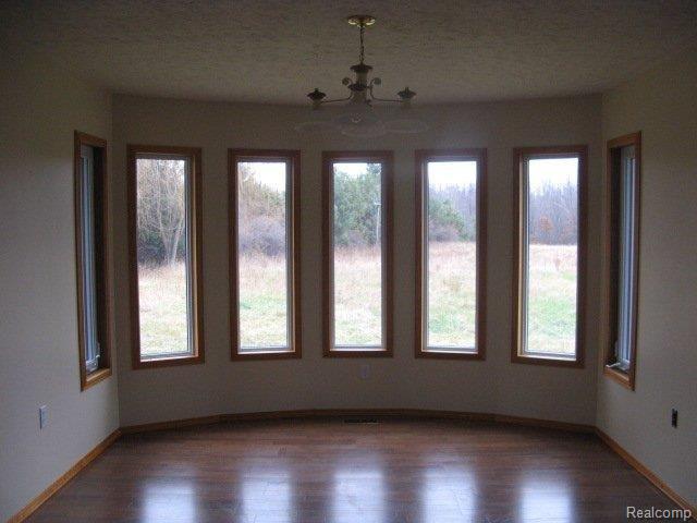 1433 Lake Nepessing Road Lapeer, MI 48446 - Photo 4 of 10 8 Dining Room