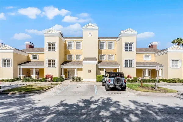 $188,500 | 1322 Seven Eagles Court, Unit 301, Reunion, FL 34747