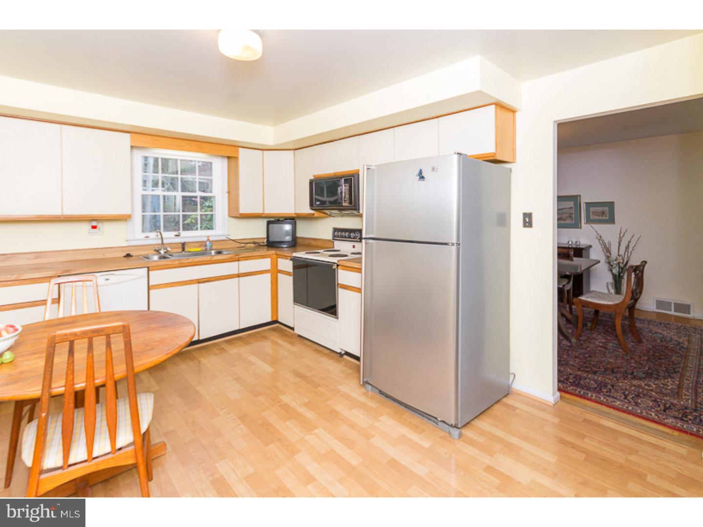 94 Oakford Road Wayne, PA 19087 - Photo 11 of 24 Kitchen
