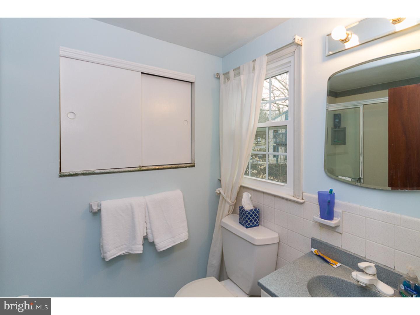 94 Oakford Road Wayne, PA 19087 - Photo 17 of 24 Master Bathroom