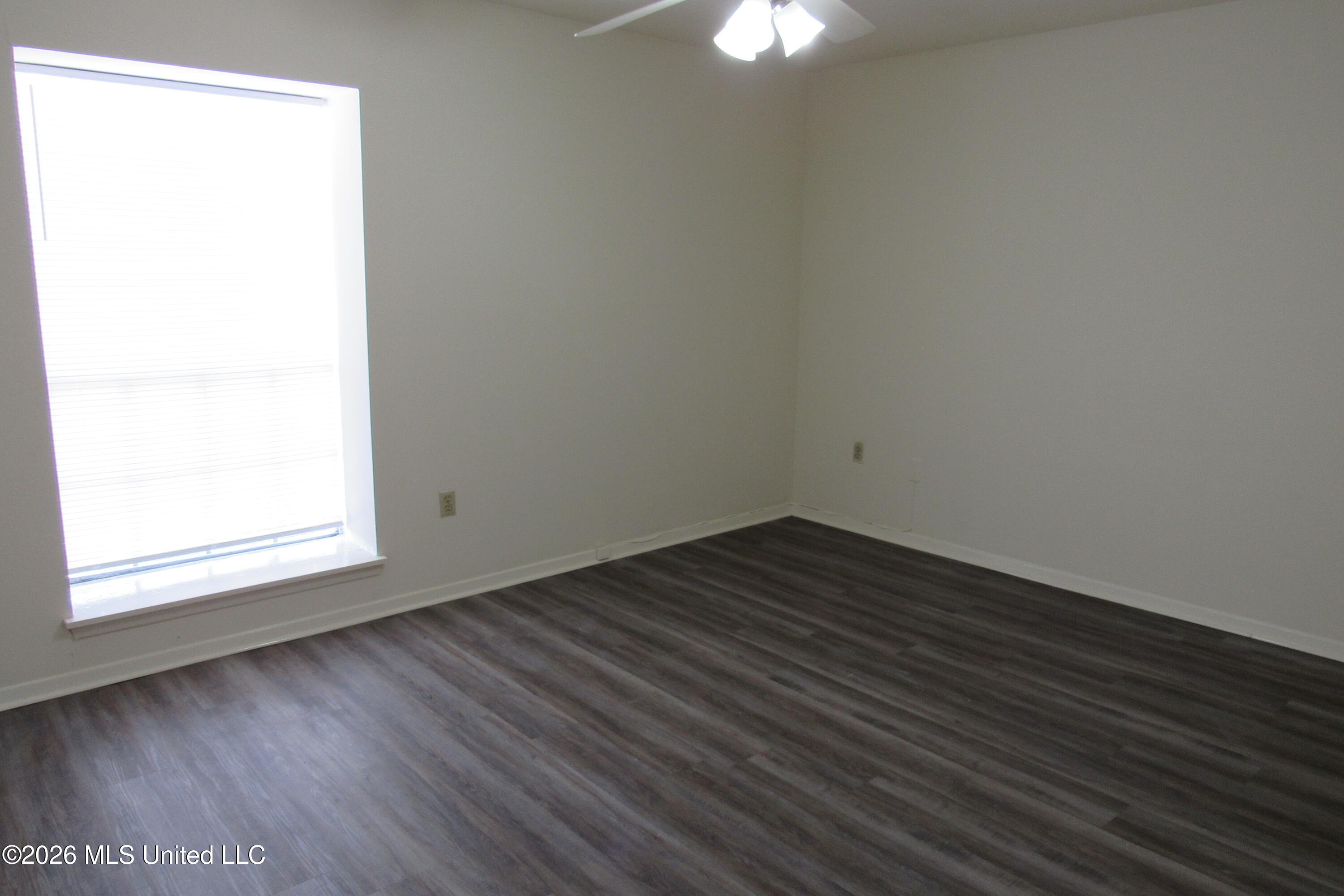 949 Morningside Street, Unit D21 Jackson, MS 39202 - Photo 6 of 13 62BDD7B0-210B-4B70-891D-521705557A89