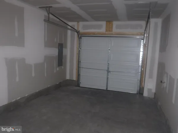 $1,825 | 202 Magellan Drive, Martinsburg, WV 25404