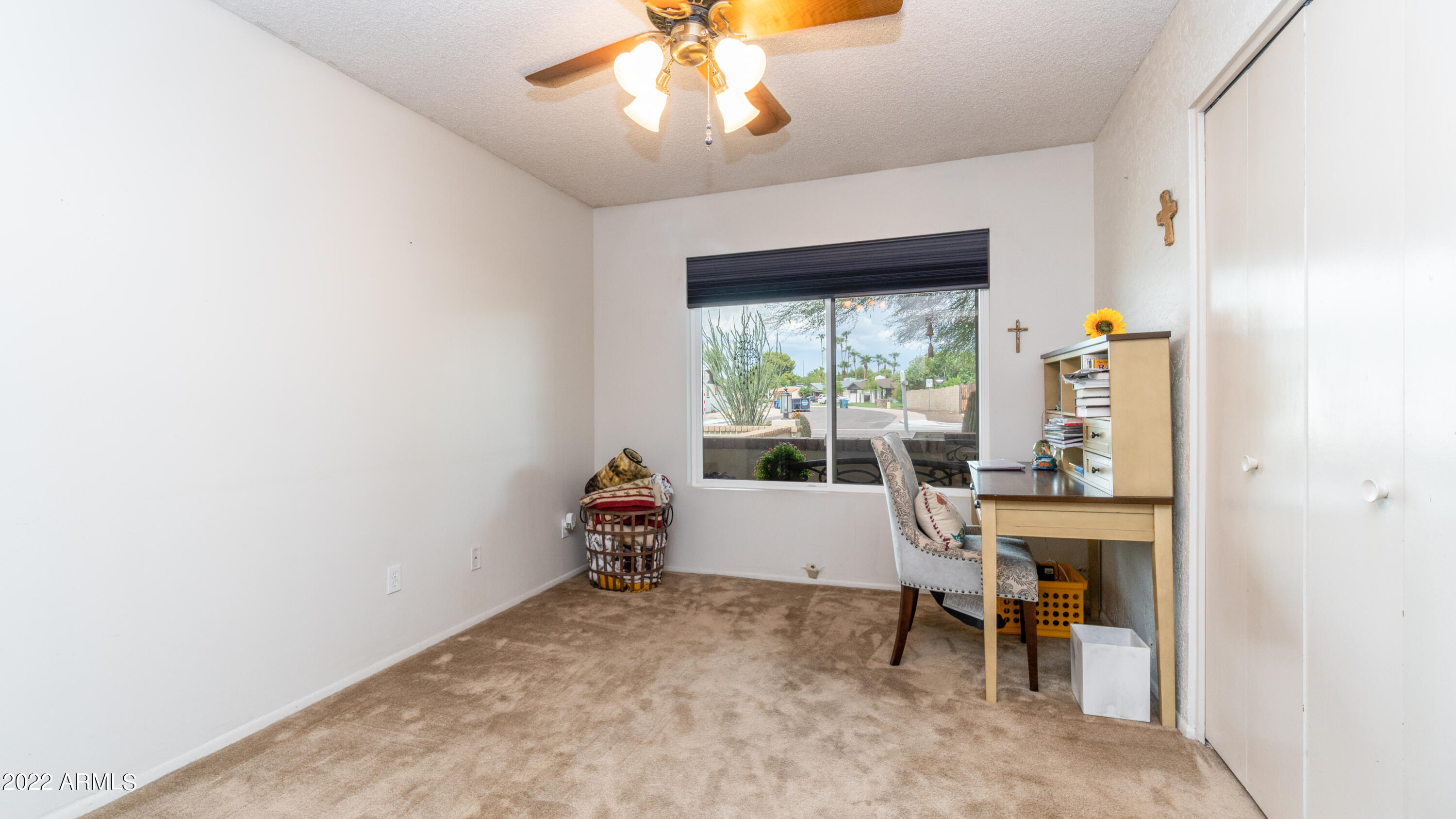 601 East Winged Foot Road Phoenix, AZ 85022 - Photo 12 of 41 601 E WINGED FOOT RD-22