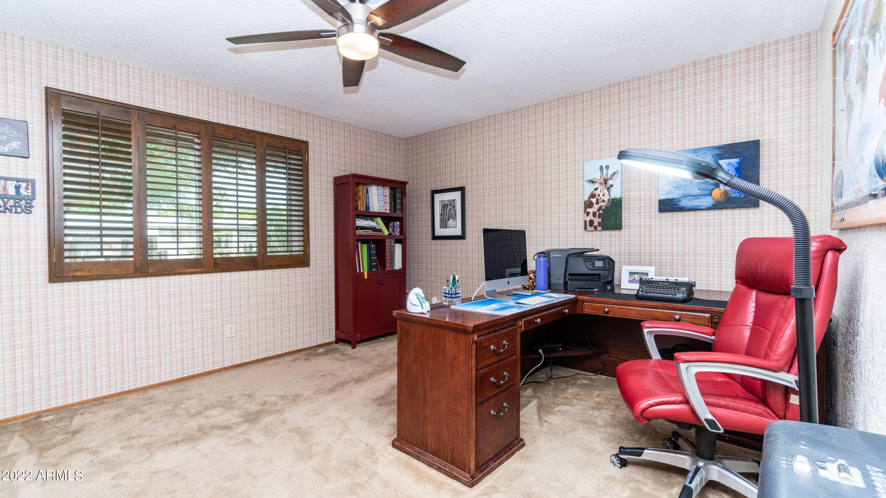 601 East Winged Foot Road Phoenix, AZ 85022 - Photo 15 of 41 601 E WINGED FOOT RD-24