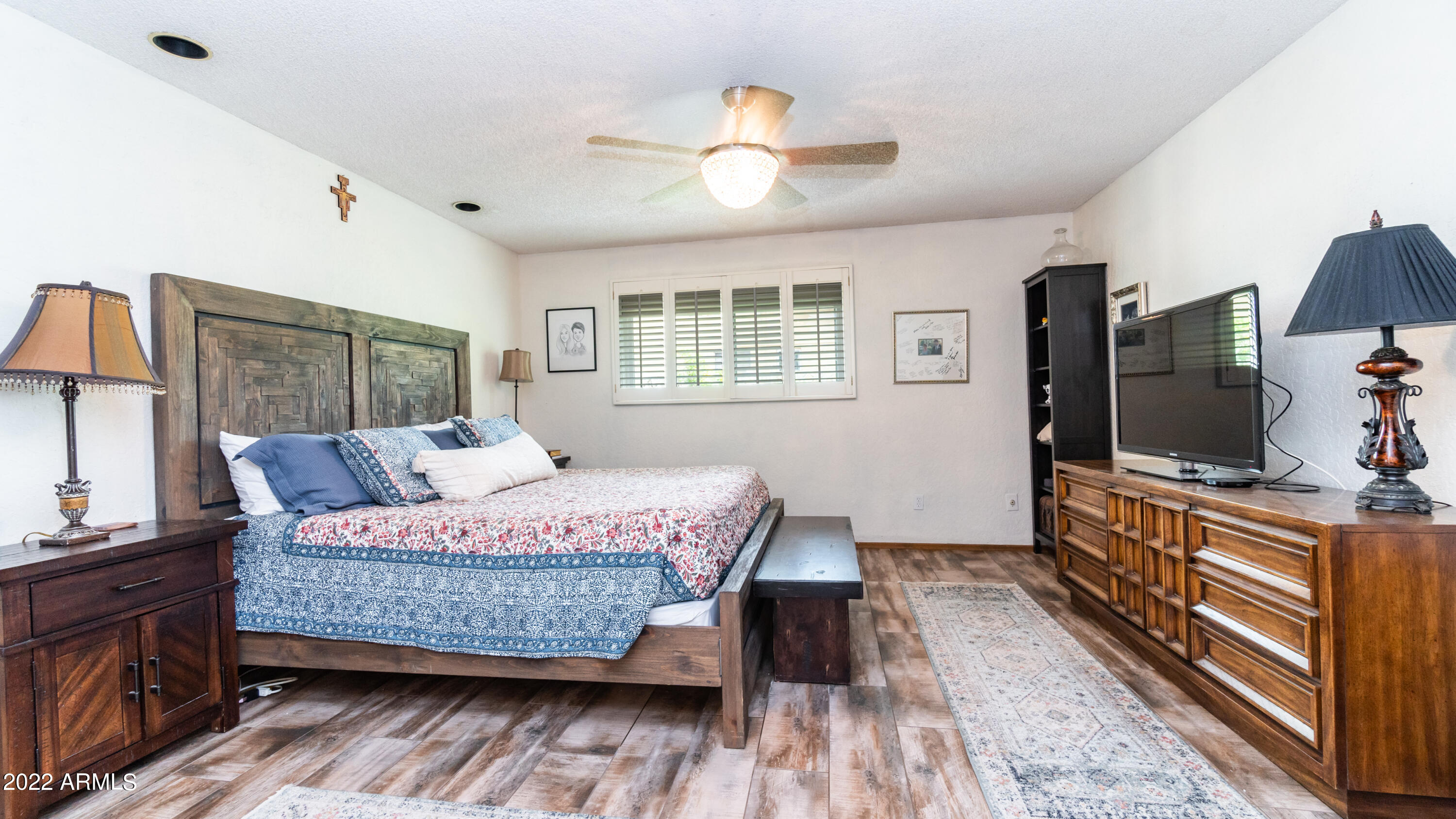601 East Winged Foot Road Phoenix, AZ 85022 - Photo 17 of 41 601 E WINGED FOOT RD-26