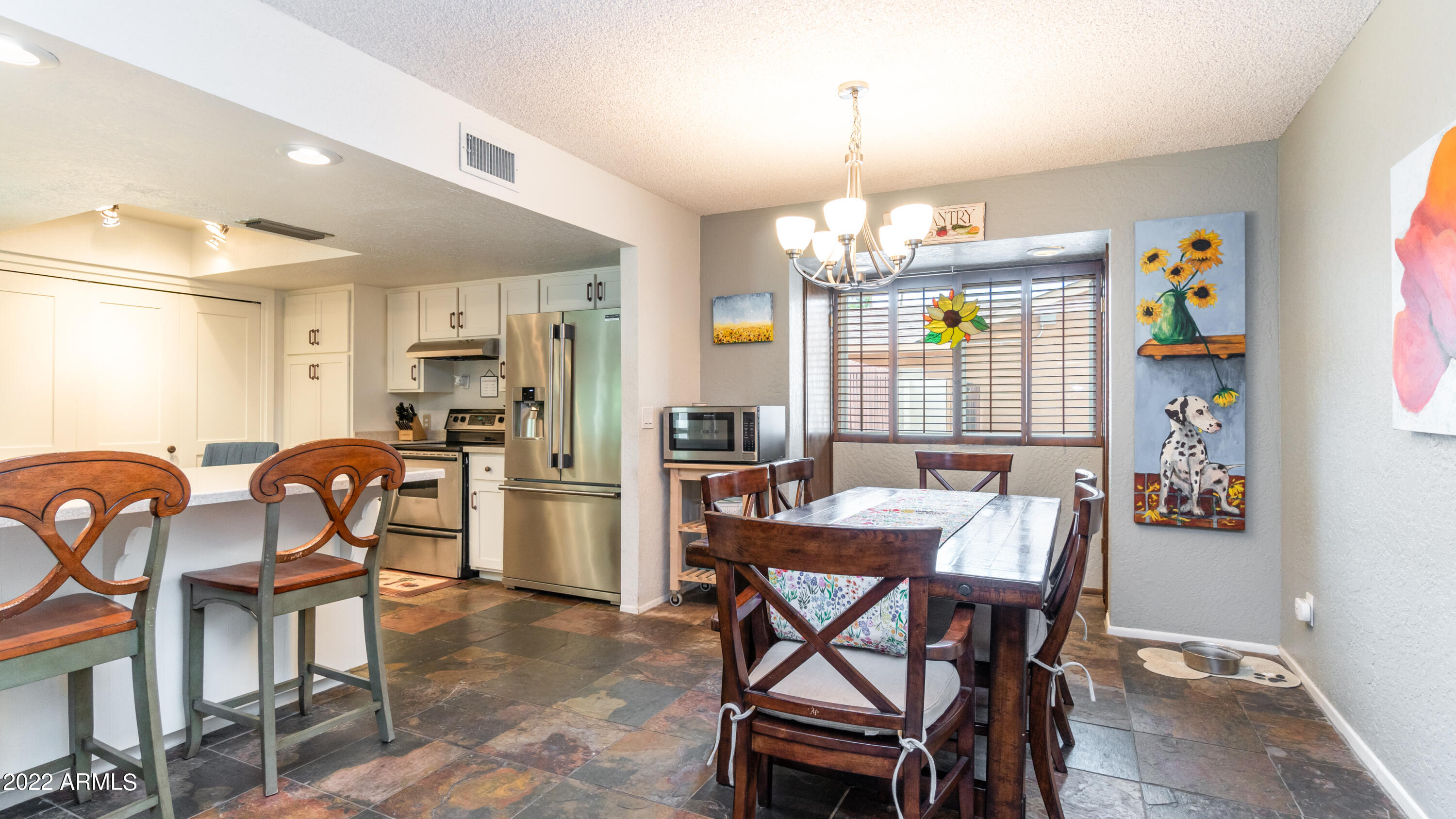 601 East Winged Foot Road Phoenix, AZ 85022 - Photo 2 of 41 601 E WINGED FOOT RD-16
