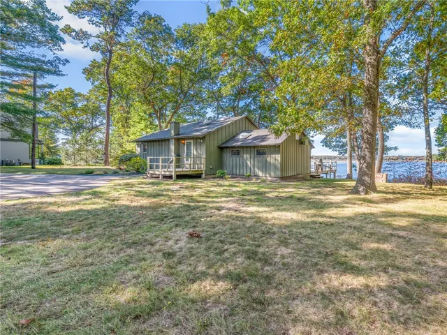 $1,599,000 | 15 George W Finnerty Road, Barrington, RI 02806