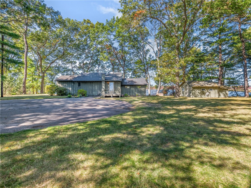 15 George W Finnerty Road Barrington, RI 02806 - Photo 3 of 24