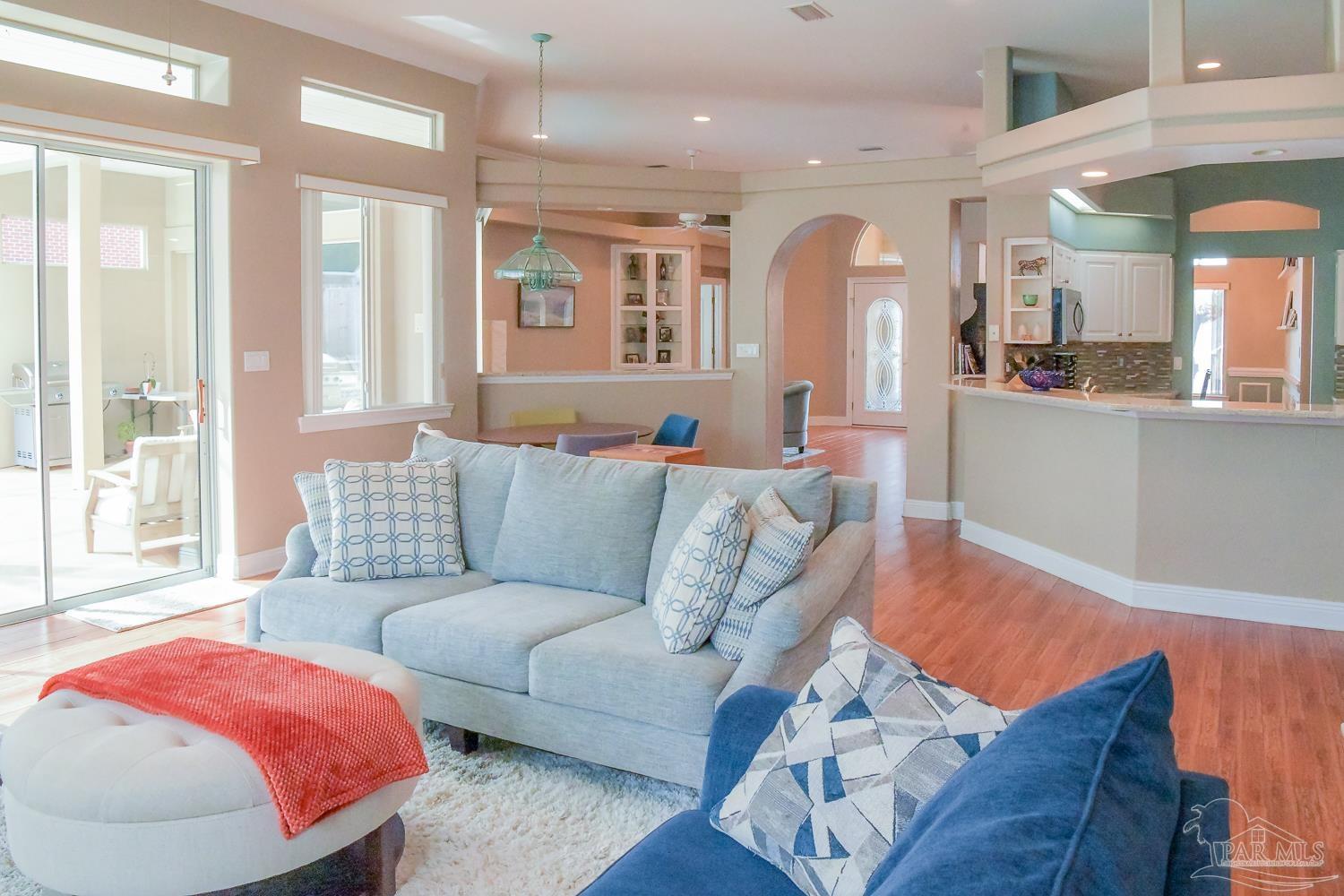 5930 Otter Point Road Pensacola, FL 32504 - Photo 7 of 43 Gallery Image 7