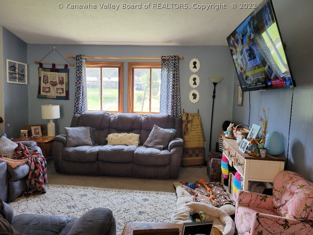 1909 Hunter Road Charleston, WV 25311 - Photo 18 of 28 Gallery Image 18