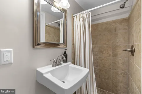 $260,000 | 17 North Bradford Street, Baltimore, MD 21224