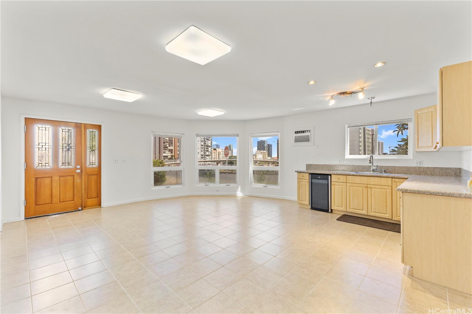 1410 Alapai Street, Unit 5 Honolulu, HI 96813 - Photo 8 of 25