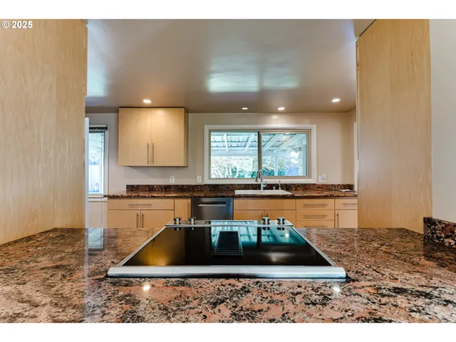 $589,000 | 529 Antelope Way, Eugene, OR 97401