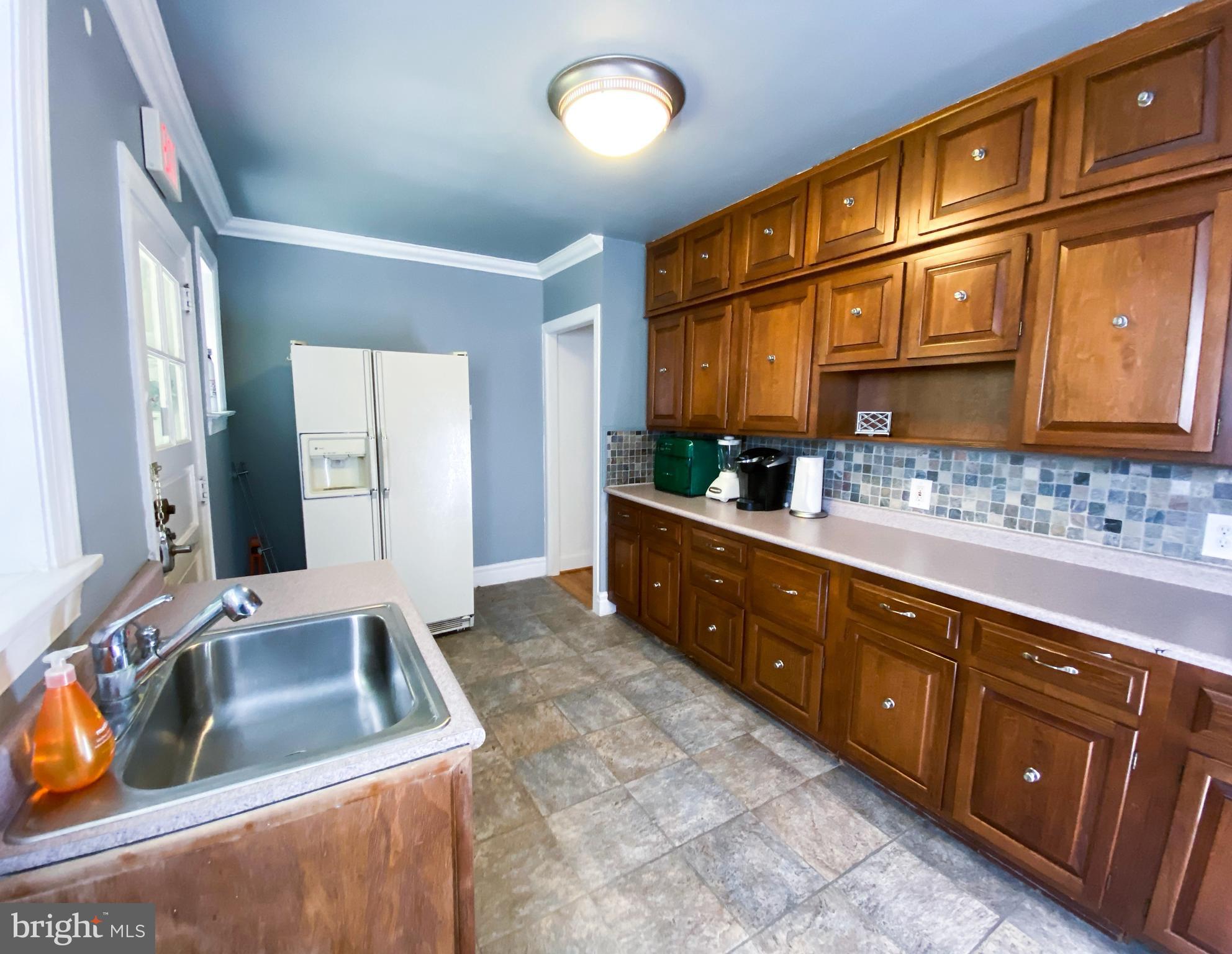 30 Rock Hill Road Bala Cynwyd, PA 19004 - Photo 5 of 12 Kitchen
