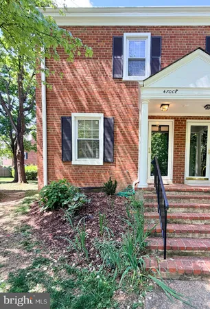 $3,400 | 4800 28th Street South, Unit E, Arlington, VA 22206
