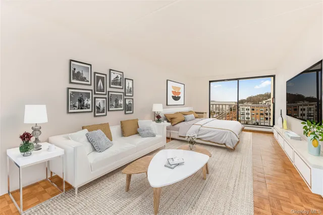 $2,100 | 1155 Warburton Avenue, Unit 7X, Yonkers, NY 10701