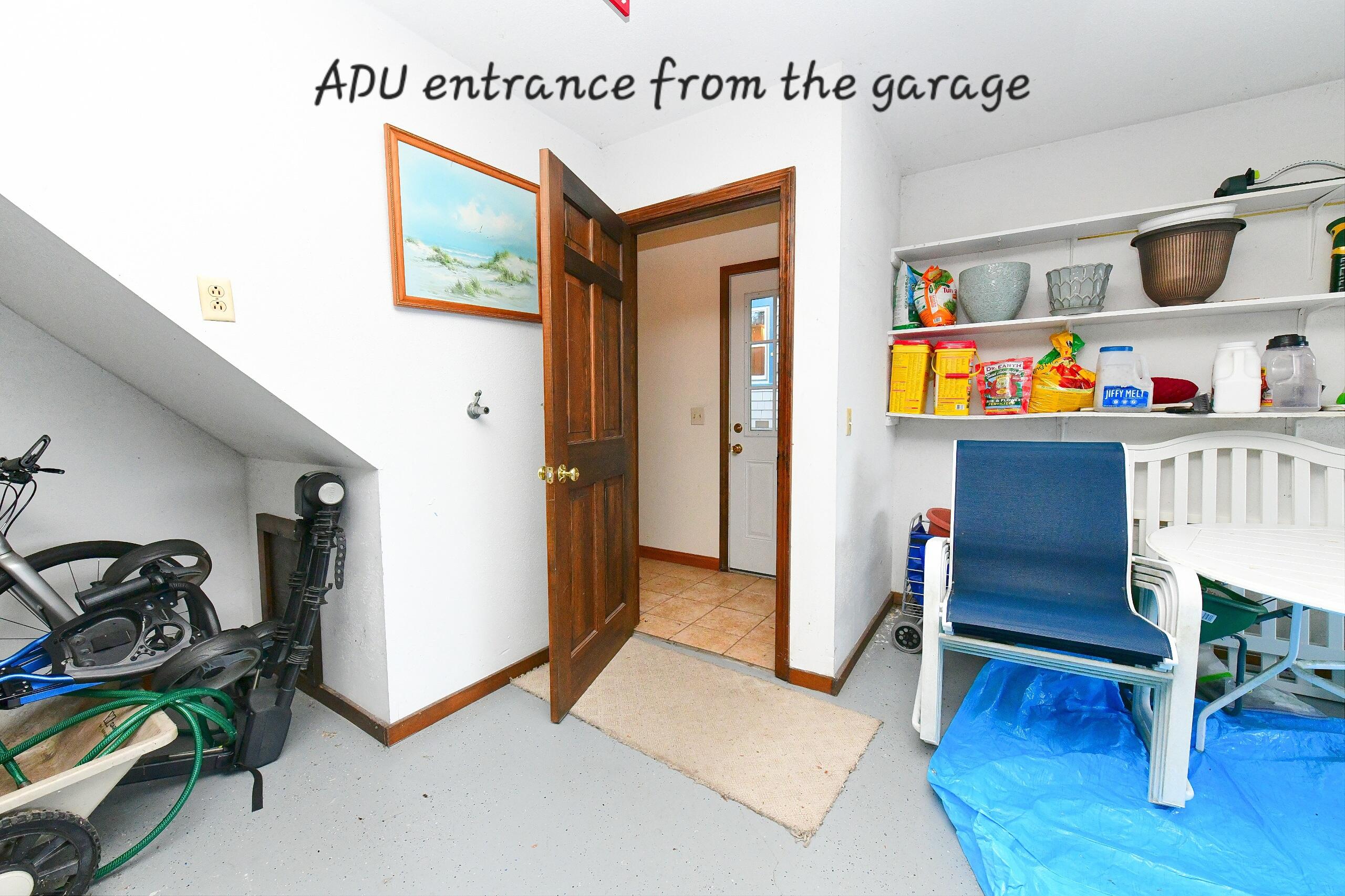 18 Gibbs Road Sagamore Beach, MA 02562 - Photo 38 of 53 2025-12-31-15-38-59-223