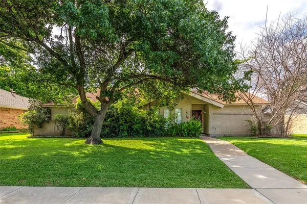 $2,300 | 3517 Piedmont Drive, Plano, TX 75075