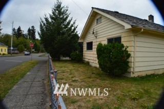 1233 5th Street Cosmopolis, WA 98537 - Photo 8 of 10 Gallery Image 8