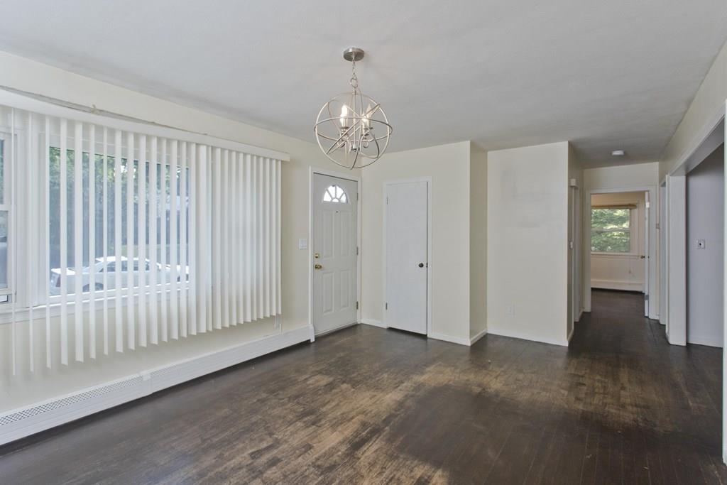 102 Melba Street Springfield, MA 01119 - Photo 8 of 42