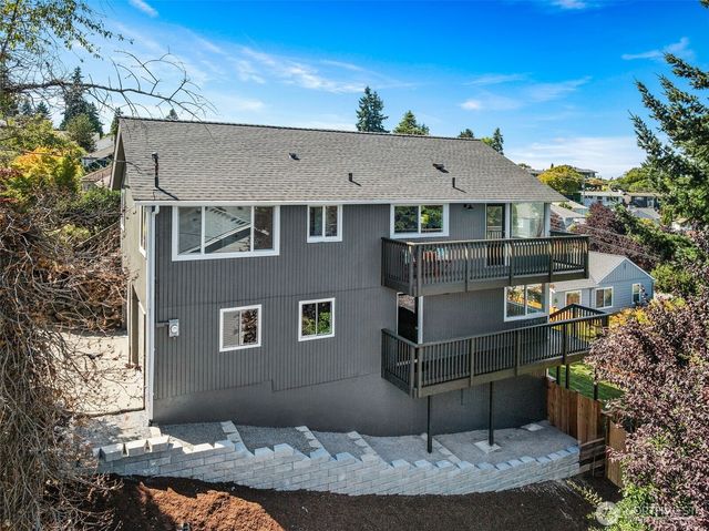 a backyard of a house