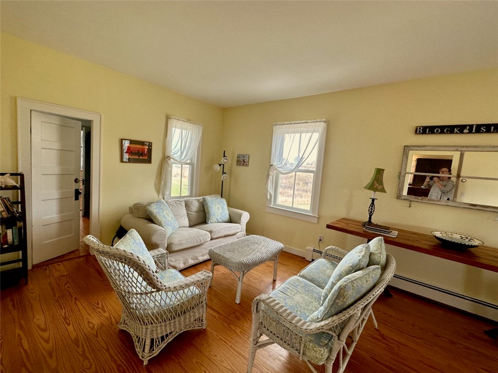 293 Spring Street Block Island, RI 02807 - Photo 14 of 21 Main Living