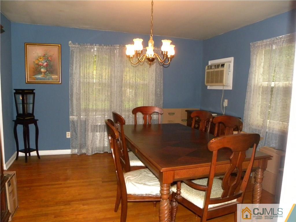28 Voorhees Road New Brunswick, NJ 08901 - Photo 13 of 20 Gallery Image 13