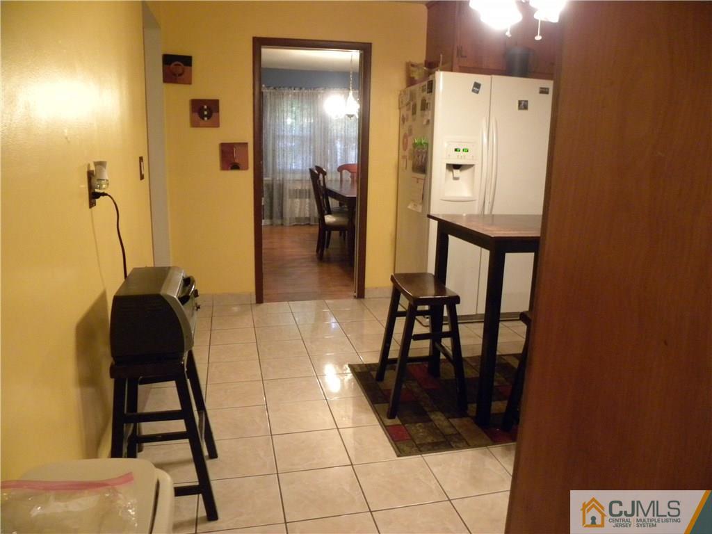 28 Voorhees Road New Brunswick, NJ 08901 - Photo 15 of 20 Gallery Image 15