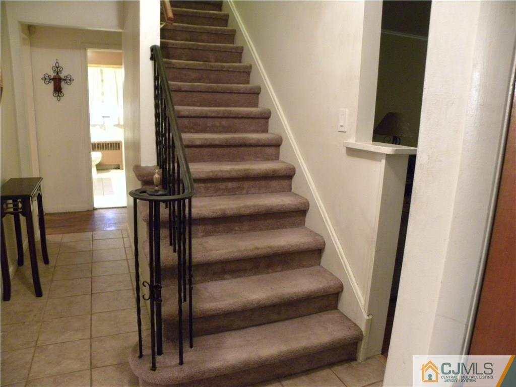 28 Voorhees Road New Brunswick, NJ 08901 - Photo 7 of 20 Gallery Image 7