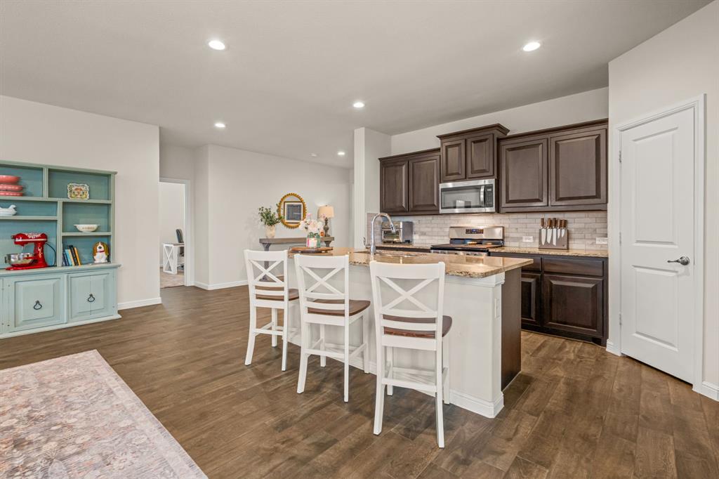 1443 Fox Hollow Road Krum, TX 76249 - Photo 12 of 39