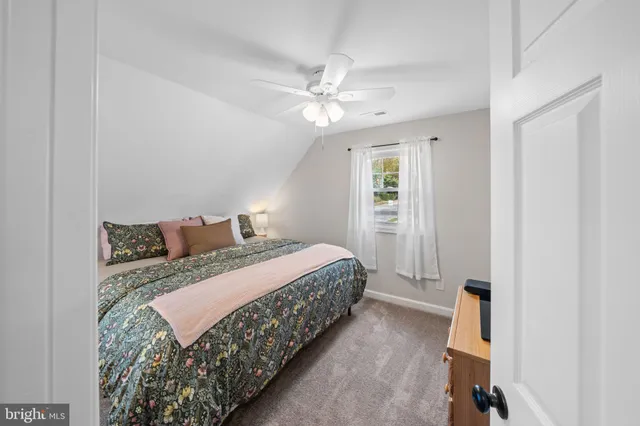 $400,000 | 3810 Huey Avenue, Drexel Hill, PA 19026