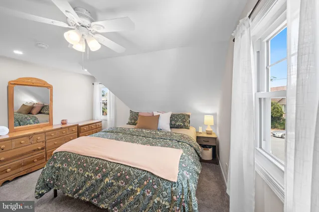 $400,000 | 3810 Huey Avenue, Drexel Hill, PA 19026