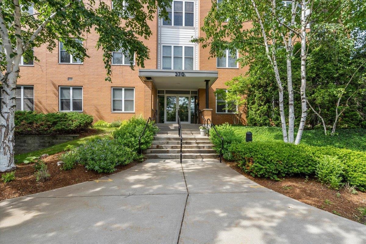 370 Farrell Street, Unit 401 South Burlington, VT 05403 - Photo 28 of 31