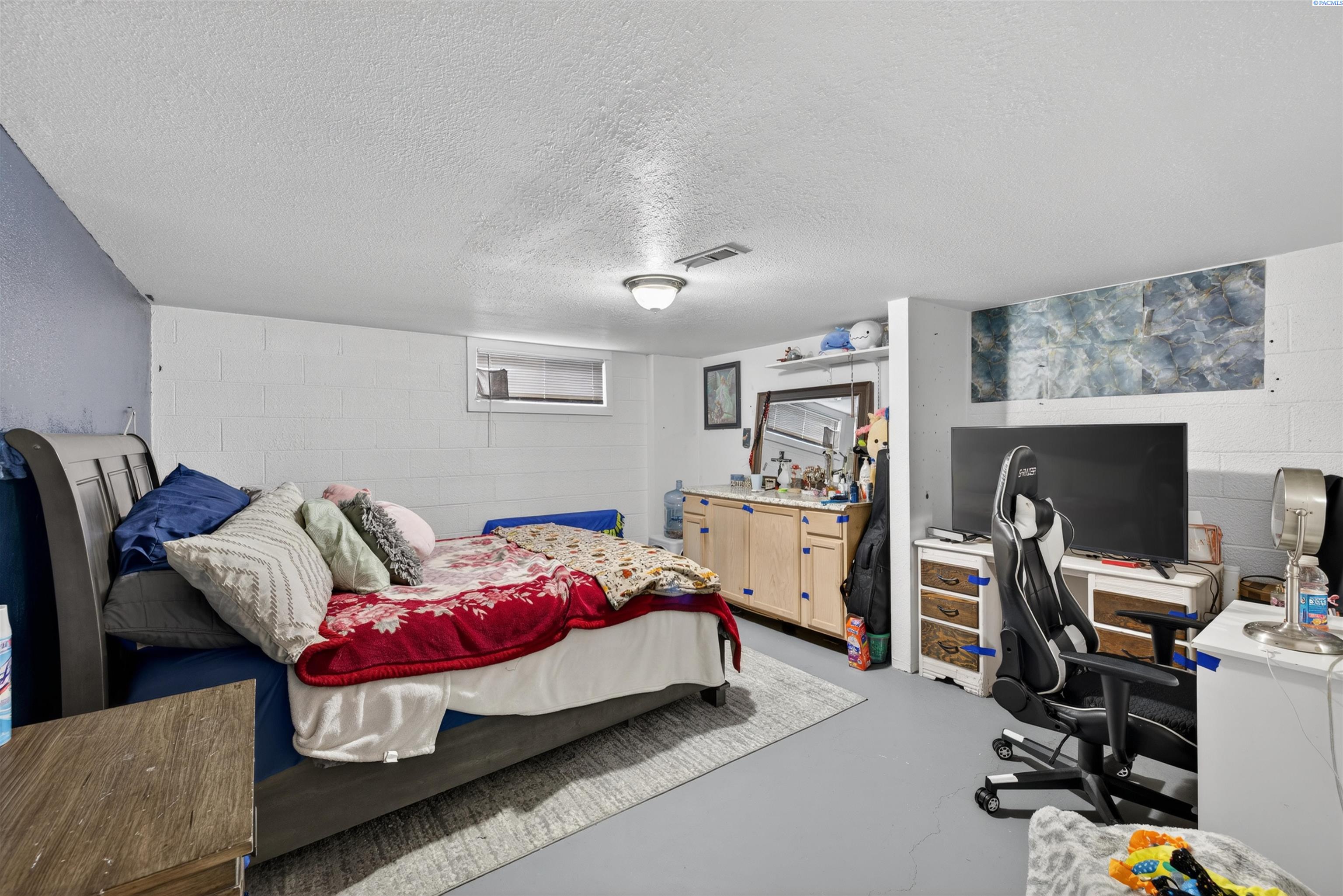 1260 Appleway Road Grandview, WA 98930 - Photo 38 of 50 Gallery Image 38