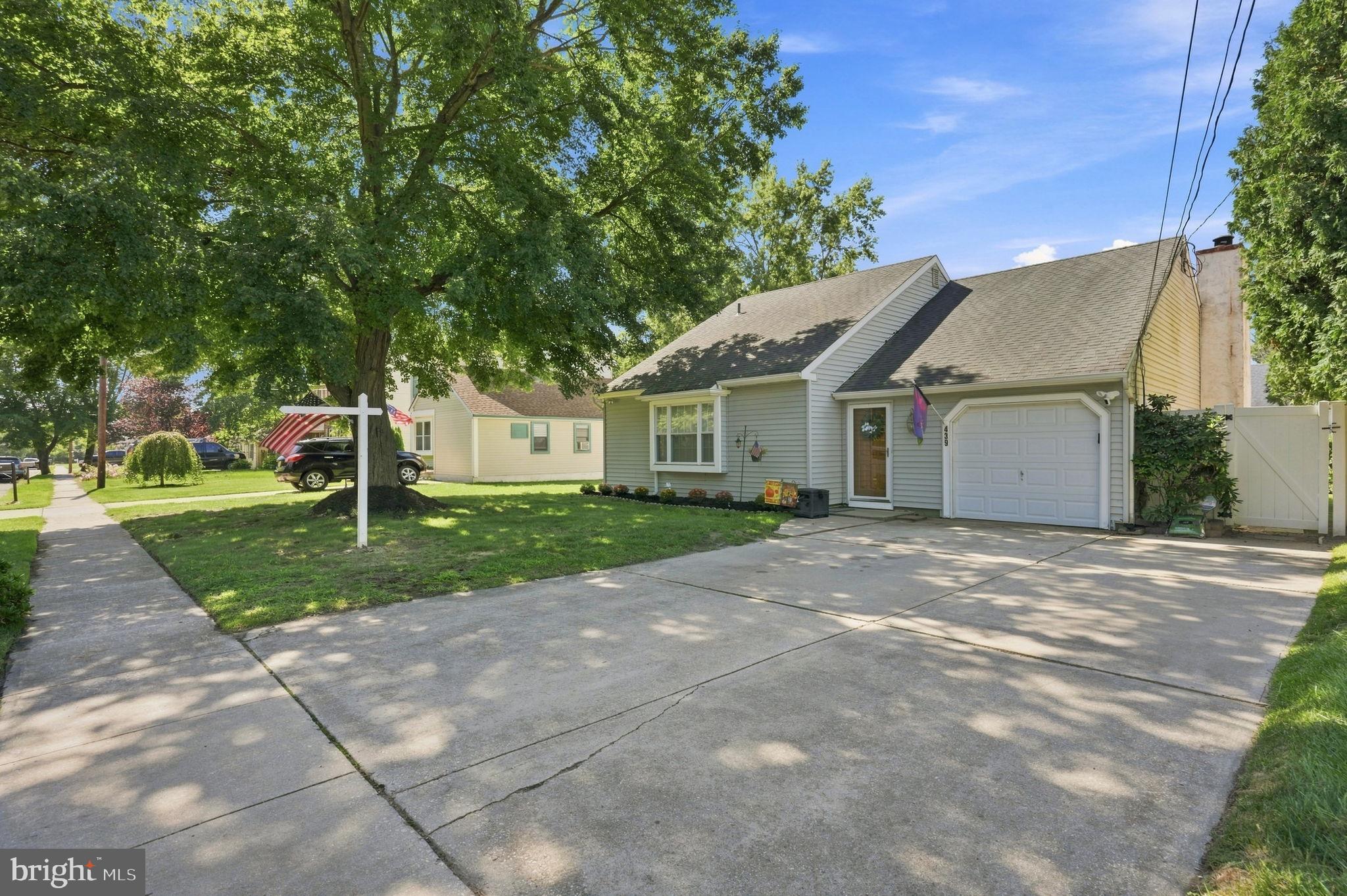 439 Old Erial Road Sicklerville, NJ 08081 - Photo 3 of 23 Gallery Image 3