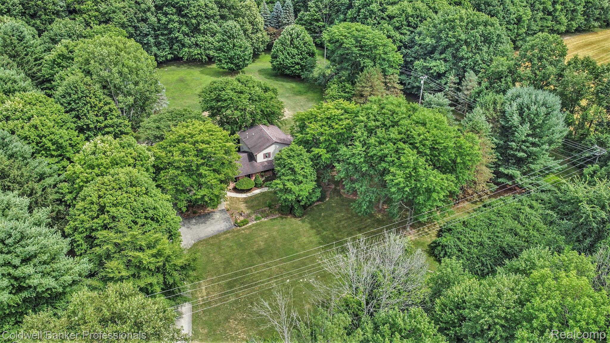 5221 Country Squire Road Dryden, MI 48428 - Photo 34 of 46 Gallery Image 34