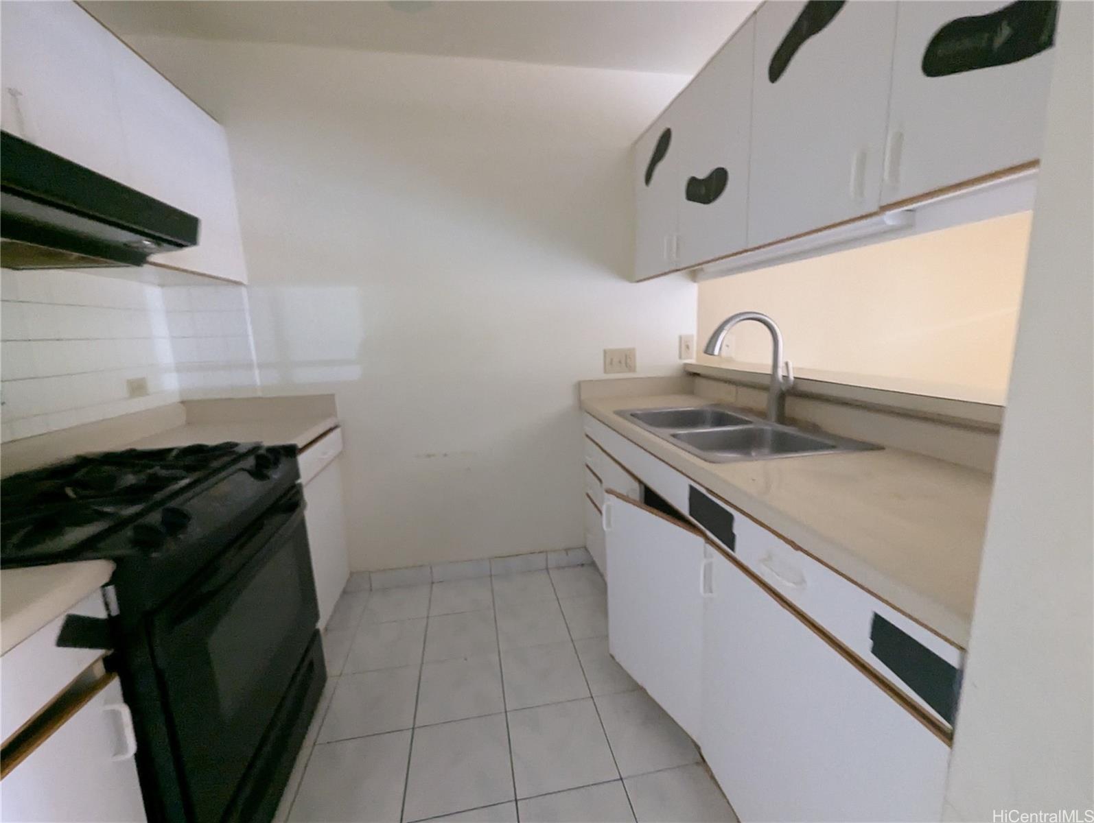 91-1050 Makaaloa Street, Unit 11C Ewa Beach, HI 96706 - Photo 4 of 13